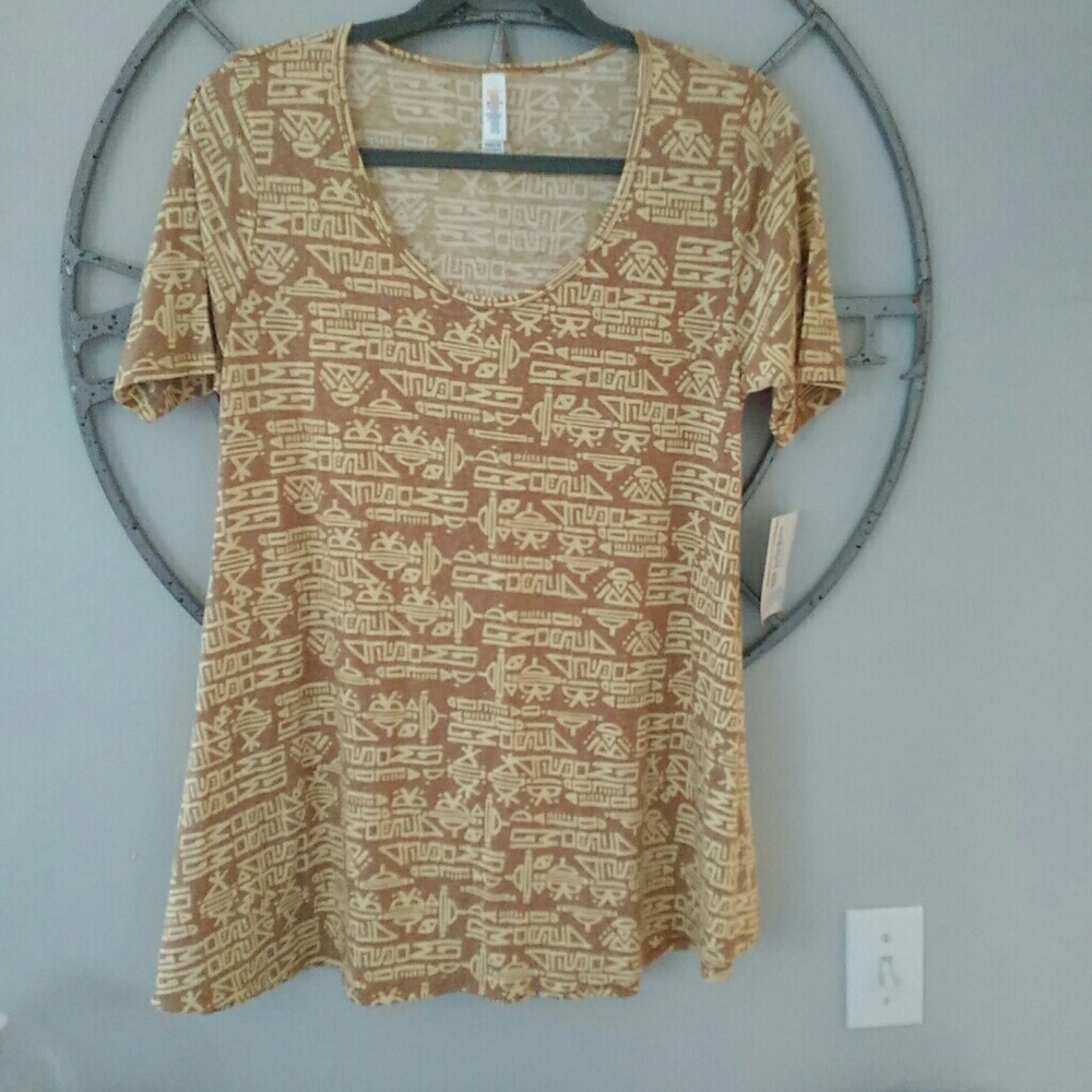 Lularoe " PERFECT TEE"